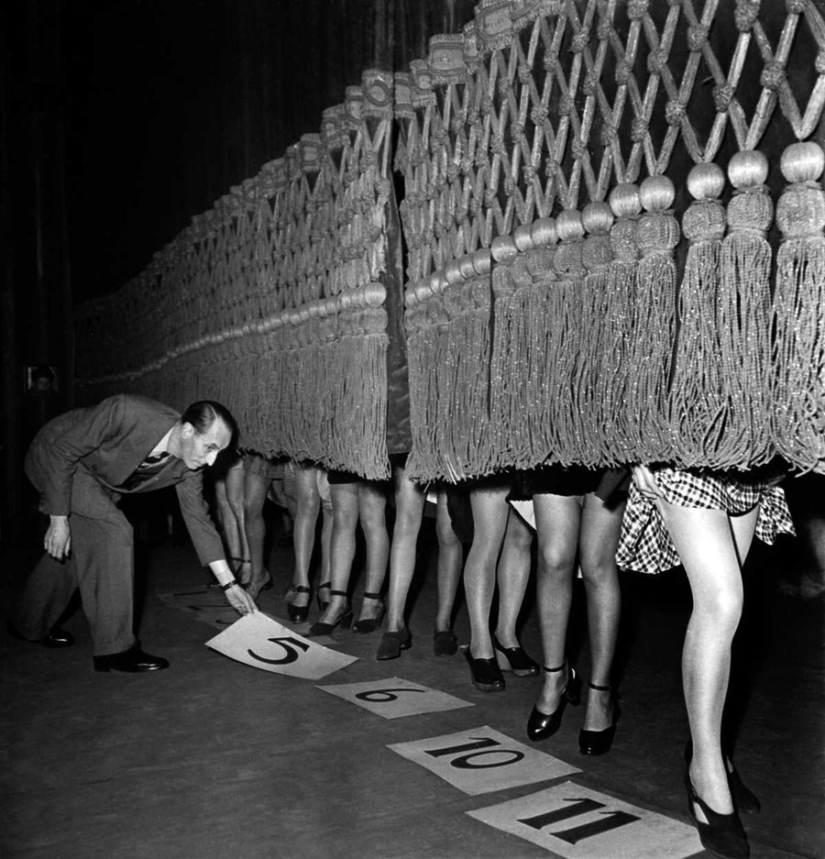 1930-1953 years: the contests for the most beautiful women's ankle