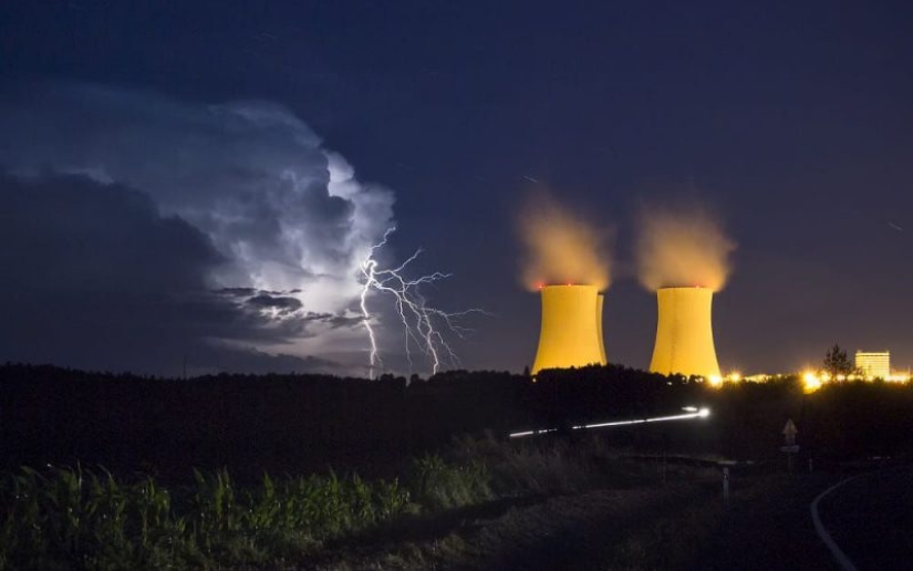 20 amazing photos capturing the contrasts of our planet 20 amazing photos capturing the contrasts of our planet
