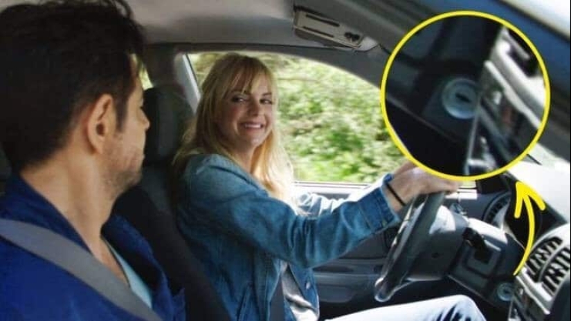 20 cinematic blunders that few people noticed