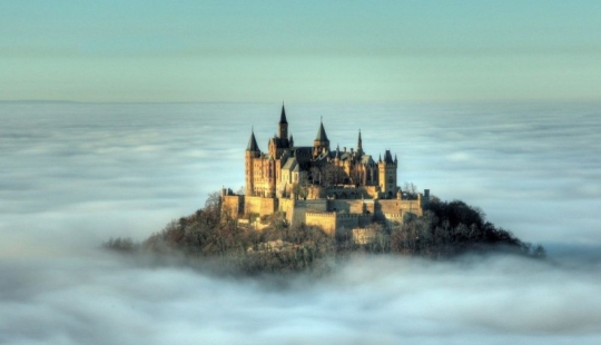 20 coolest castles in which you want to stay to live 20 coolest castles in which you want to stay to live