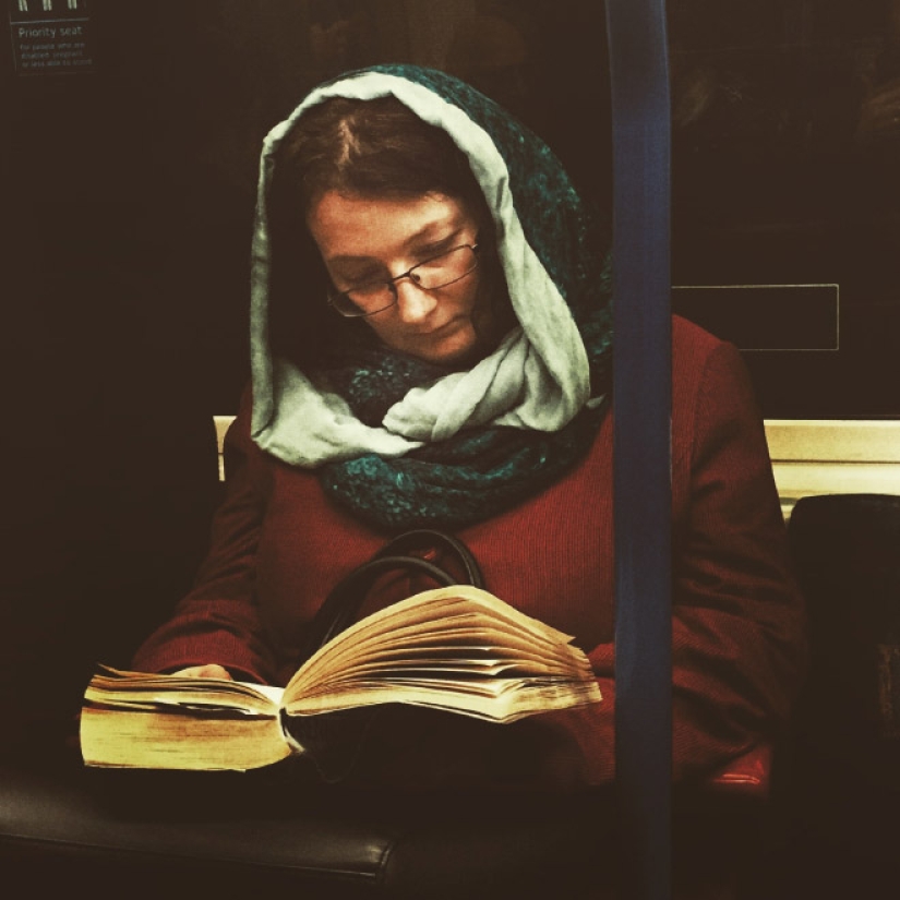 20 everyday subjects, as if copied from the paintings of the Renaissance 20 everyday subjects, as if copied from the paintings of the Renaissance