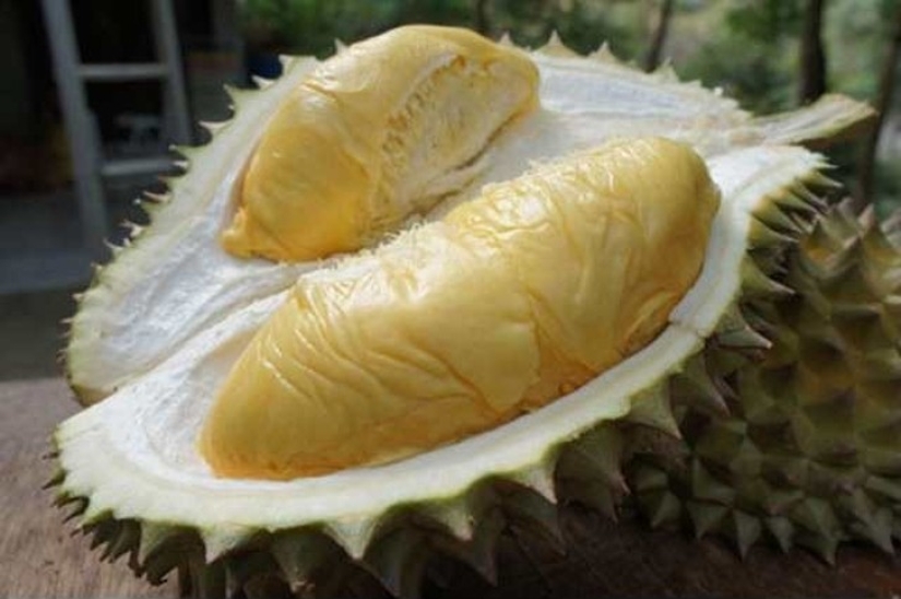 20 exotic fruits from around the world, which you never heard 20 exotic fruits from around the world, which you never heard
