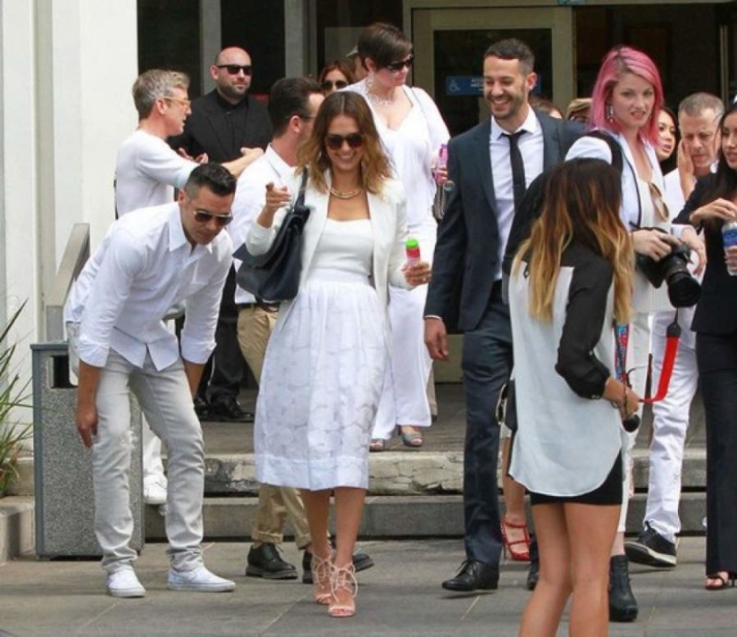 20 famous couples who got married secretly