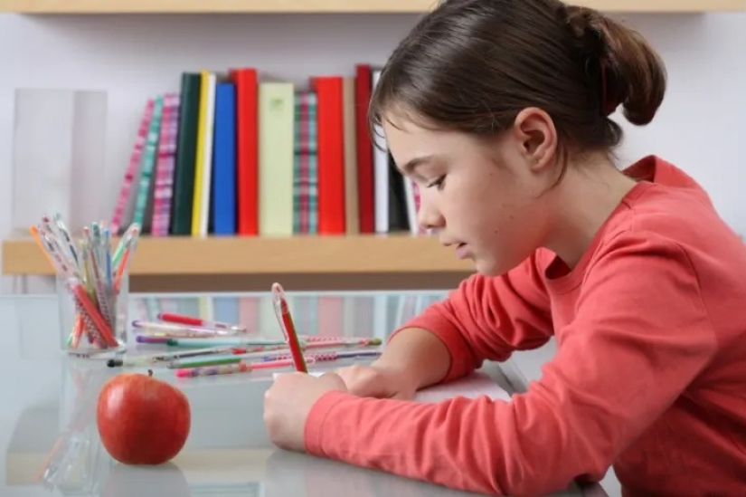 20 Hábitos estadounidenses que se consideran groseros en otros países