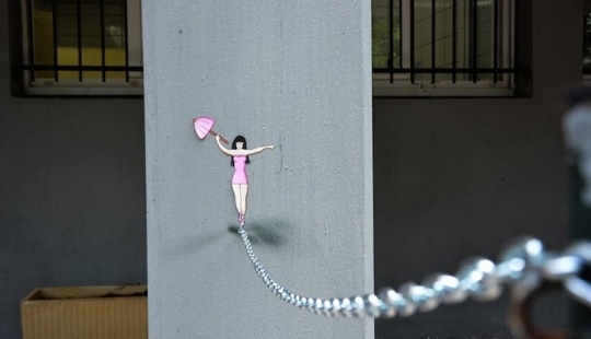 20 instalaciones callejeras que abren la ciudad desde un lado diferente 20 instalaciones callejeras que abren la ciudad desde un lado diferente