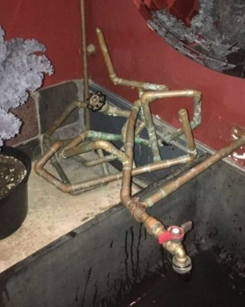 20 photos of amateur repairs that will definitely make you nervous