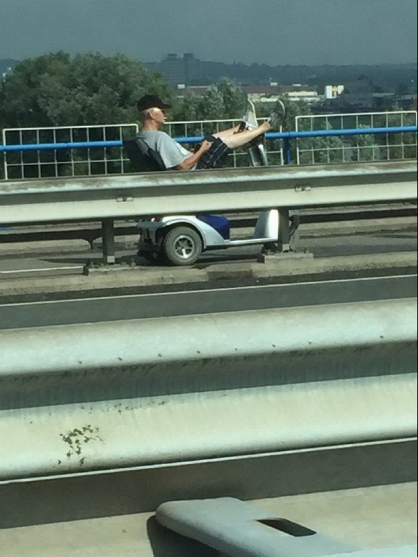 20 photos, which is happening not understand that