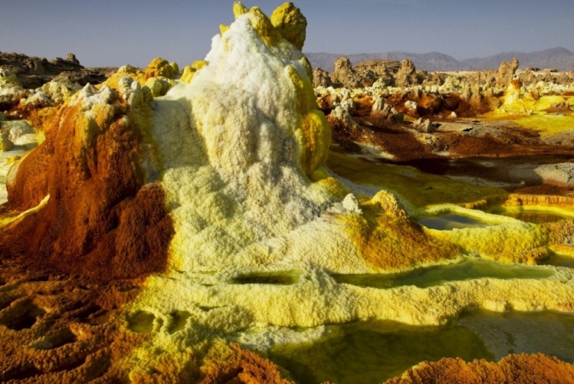 20 places where color rules the world