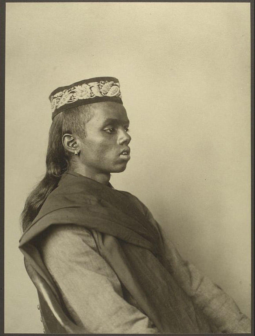 20 portraits of immigrants to America at the beginning of the last century