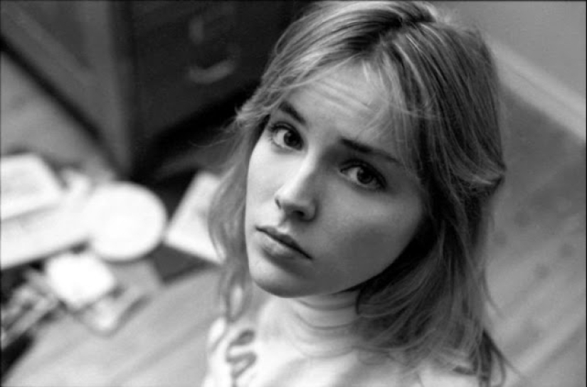 20 portraits of Sharon stone early 80s