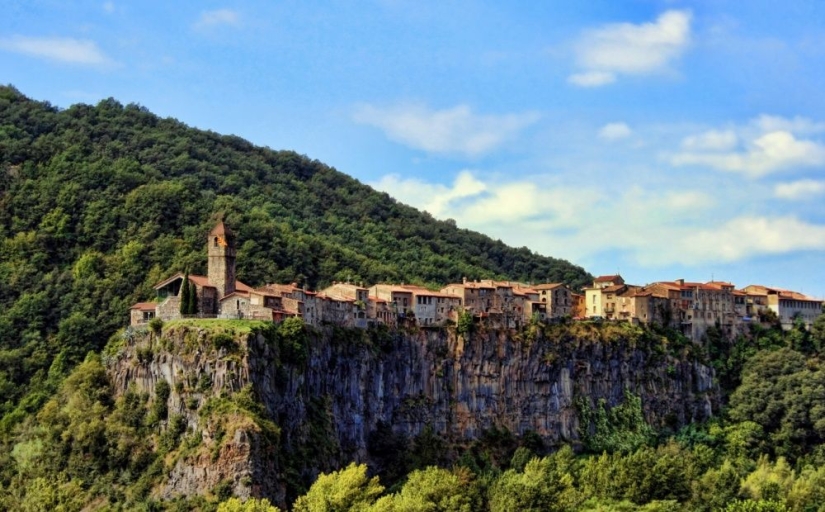 20 pueblos, como si descendieran de las páginas de un libro de cuentos de hadas