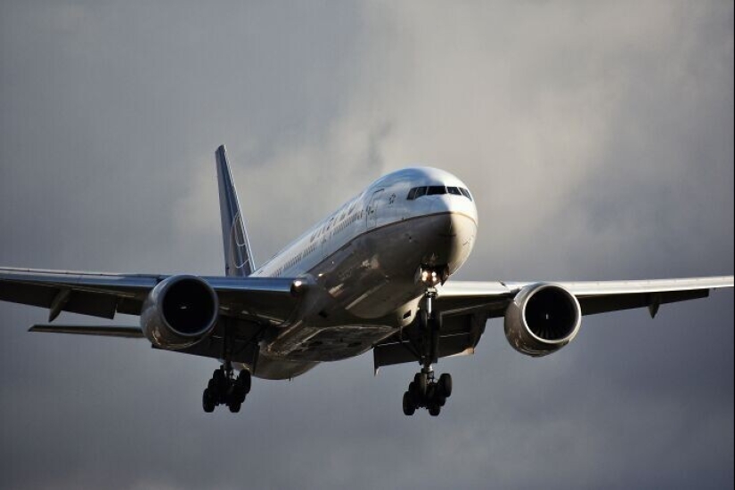 20+ secrets and stories of flight attendants that will not be told to ordinary passengers