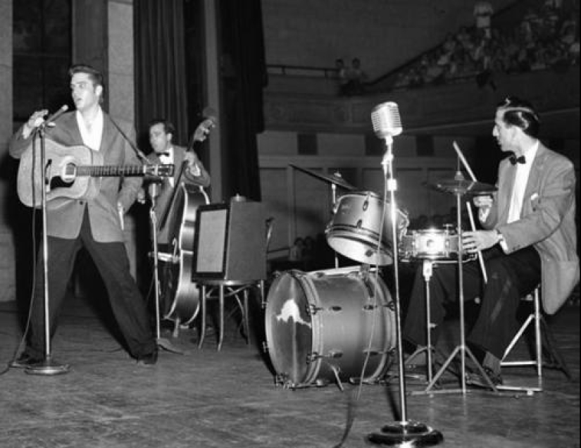 21 fotos raras del rey del rock and roll Elvis Presley 21 fotos raras del rey del rock and roll Elvis Presley