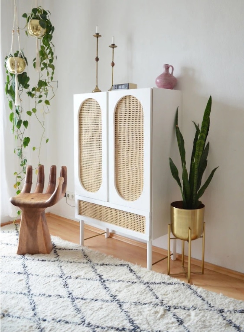 22 alteraciones de muebles de IKEA sin rostro en un punto culminante único del interior 22 alteraciones de muebles de IKEA sin rostro en un punto culminante único del interior