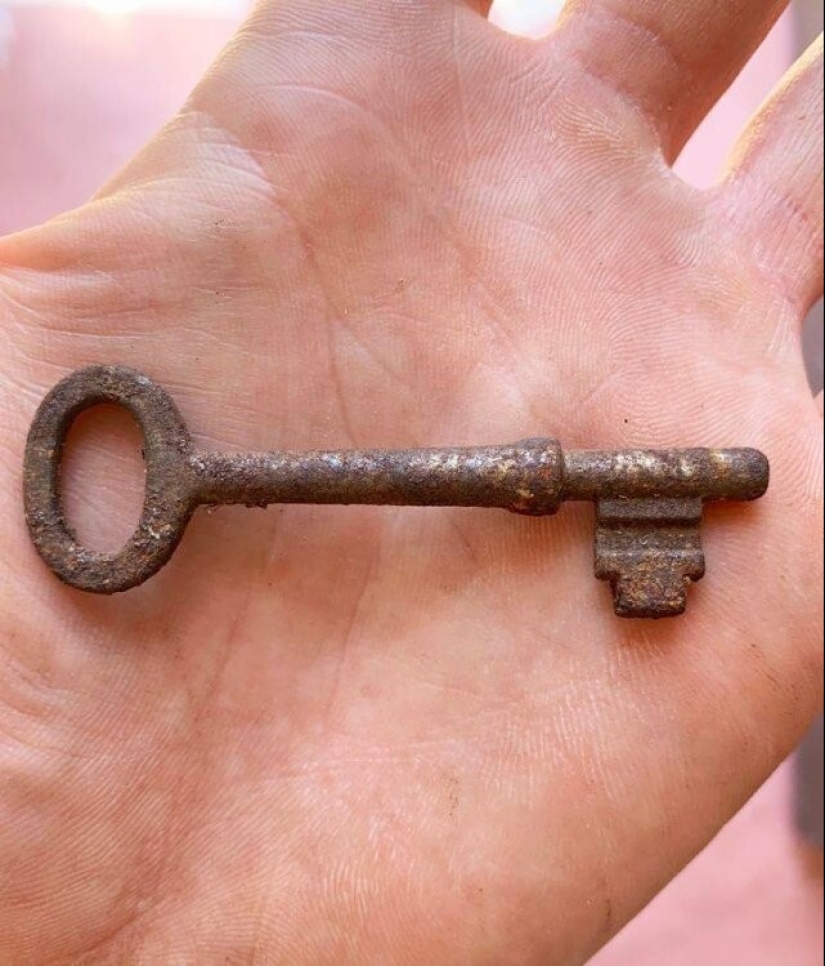 22 cosas interesantes que la gente encontró en casas antiguas