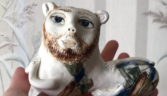 22 Crazy Antiques That Collectors Pay Big Money For