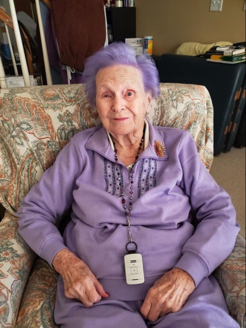 22 cute and funny photos of grandmothers who know how to surprise 22 cute and funny photos of grandmothers who know how to surprise