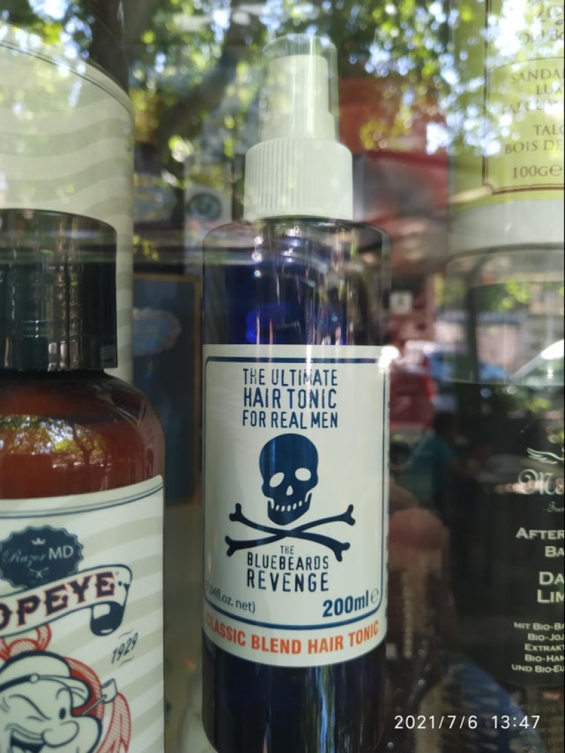 22 design mistakes that cause both laughter and horror at the same time