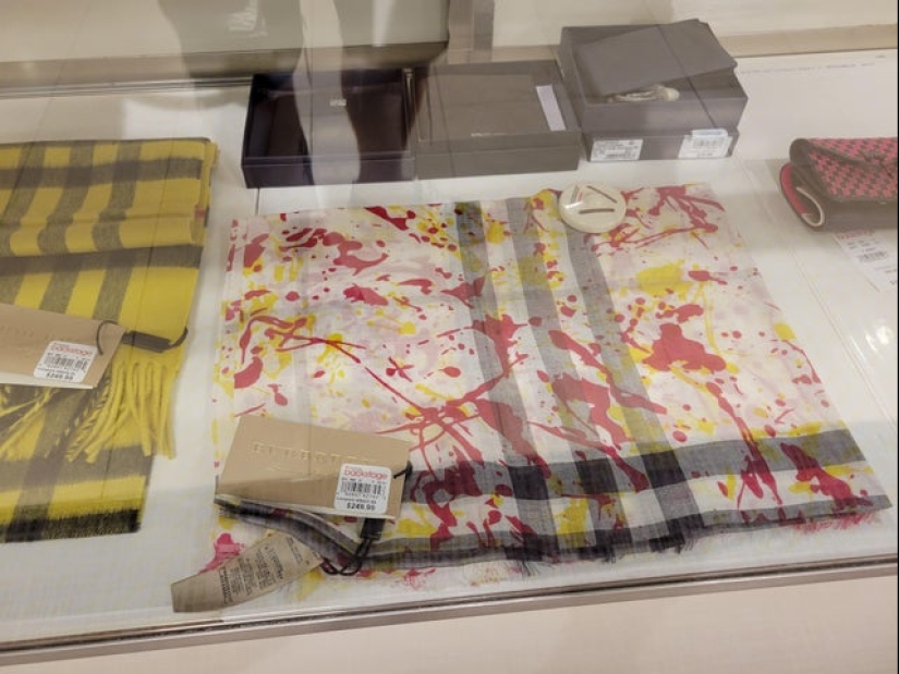 22 design mistakes that cause both laughter and horror at the same time