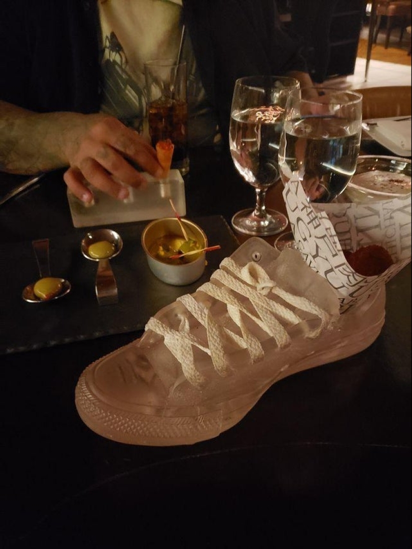 22 ejemplos de servicio loco de platos, que por alguna razón existe 22 ejemplos de servicio loco de platos, que por alguna razón existe