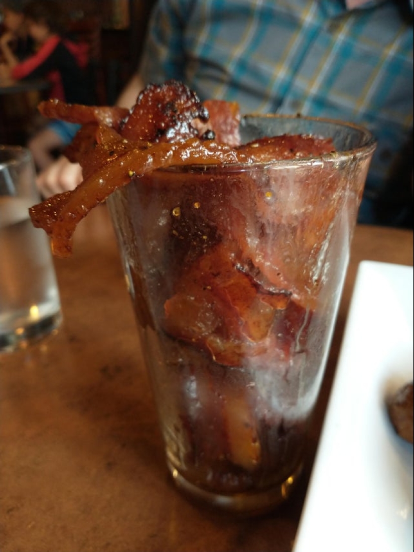 22 examples of crazy serving of dishes, which for some reason exists