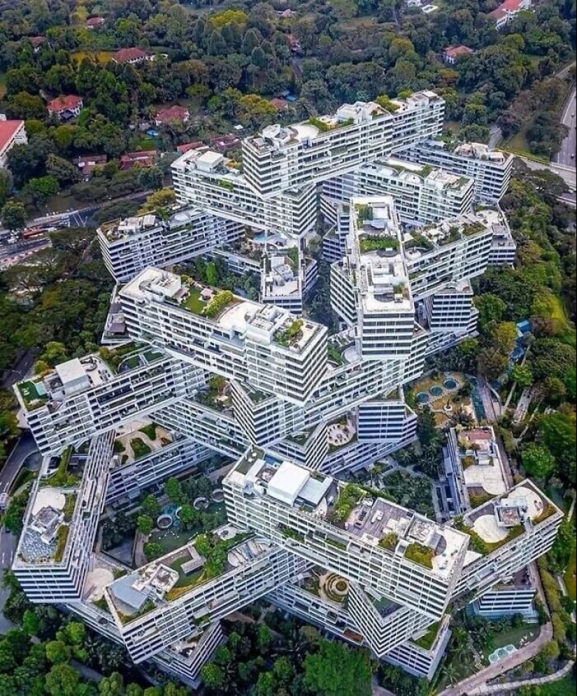 22 examples of strange architecture and design that cause laughter and bewilderment 22 examples of strange architecture and design that cause laughter and bewilderment