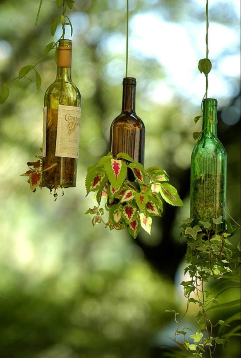 22 formas de convertir una botella vacía en una práctica obra de arte