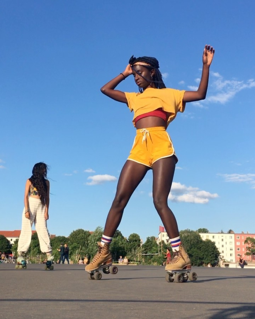 22 fotos de chicas en patines que te volverán loco