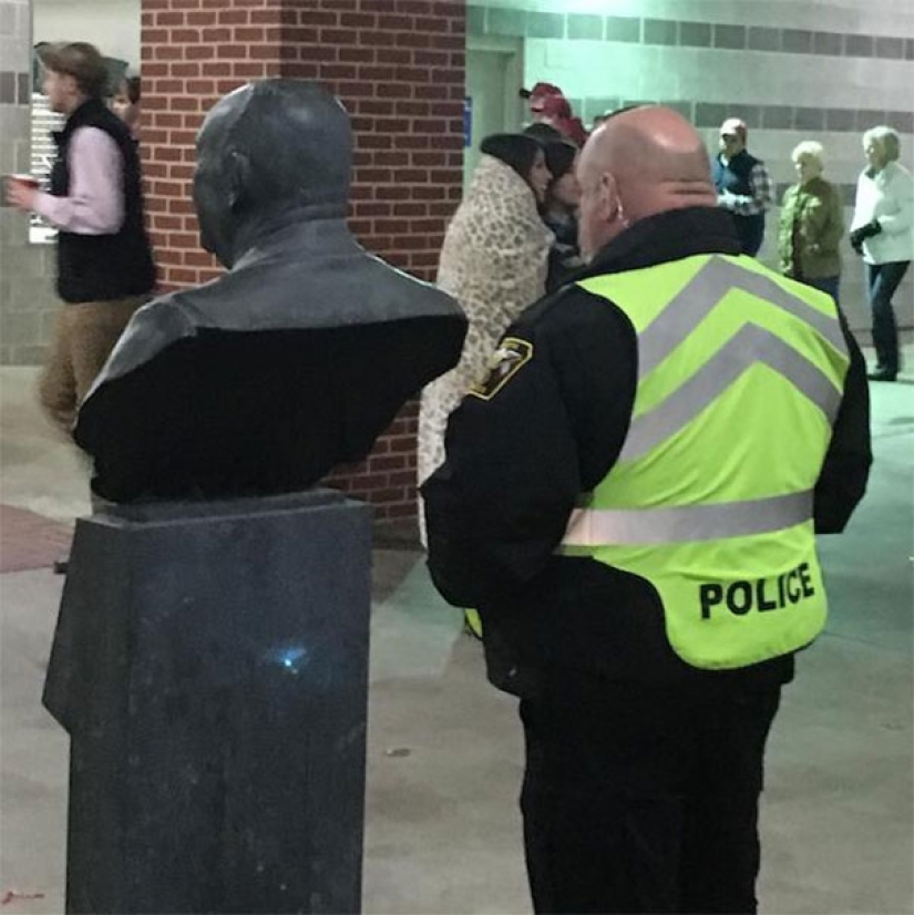 22 fotos donde no se puede saber dónde está la vida y dónde está el arte