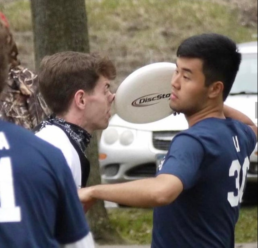 22 funny photos taken at the right moment 22 funny photos taken at the right moment