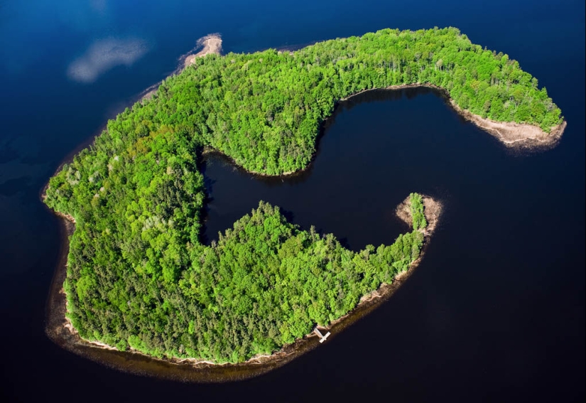 22 islands in the ocean 22 islands in the ocean