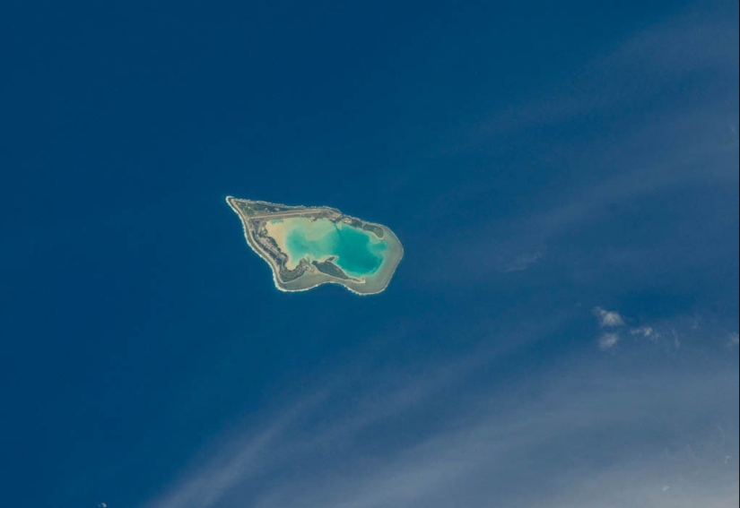 22 islands in the ocean 22 islands in the ocean