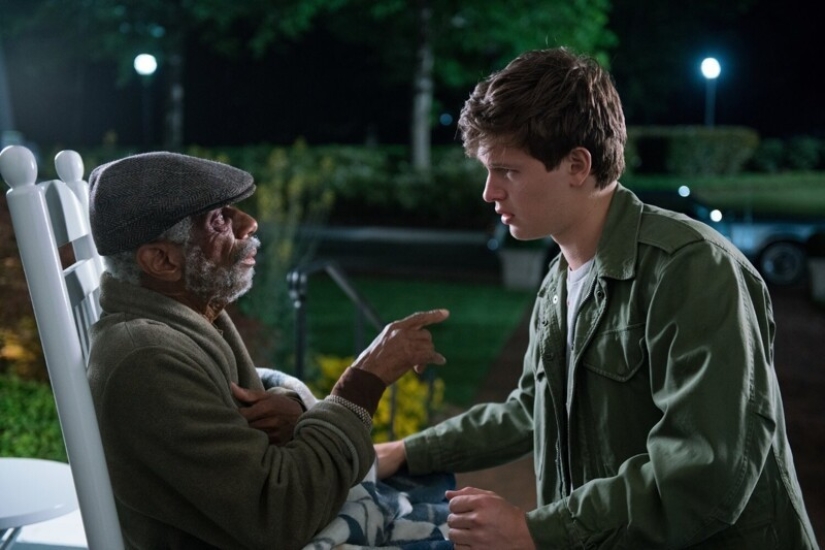 22 little-known facts and details from films, after which I want to revise them