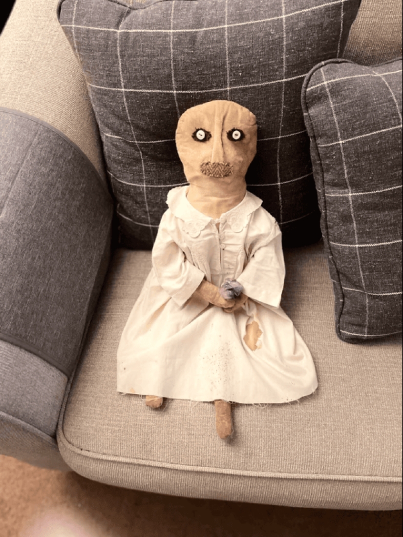 22 Nightmare Dolls: These Finds Will Make You Sleep With the Lights On