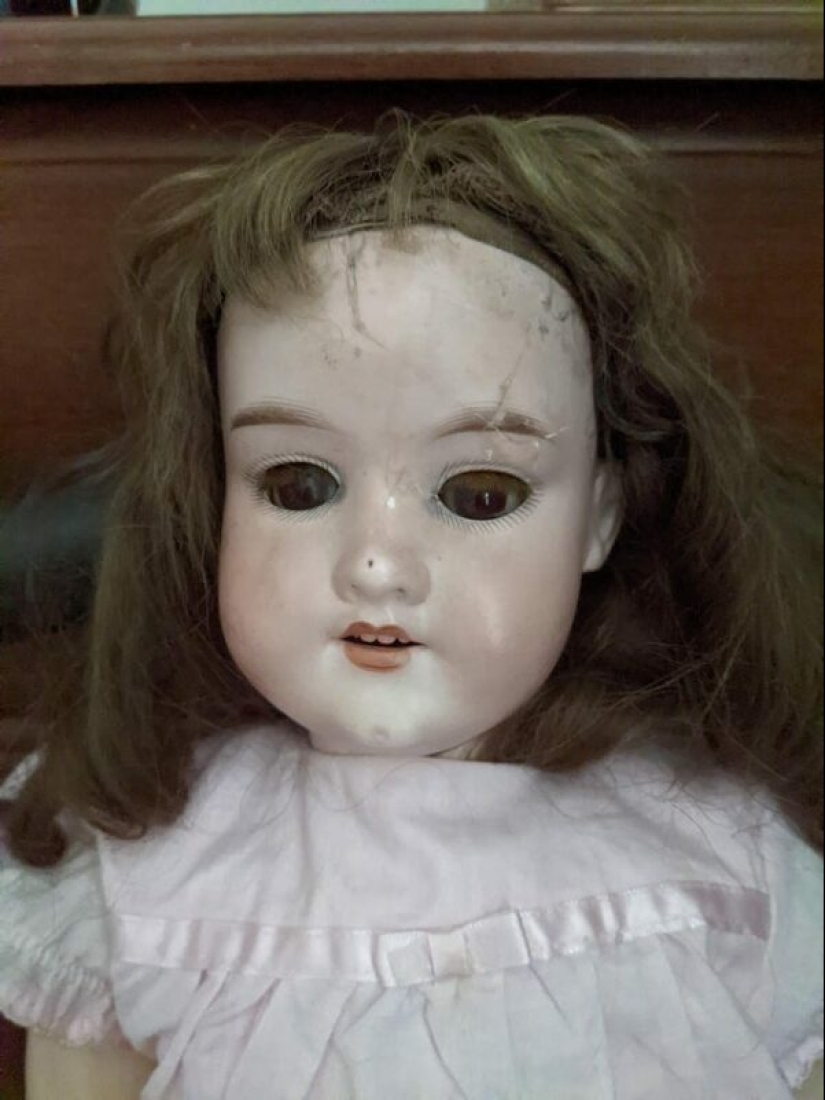 22 Nightmare Dolls: These Finds Will Make You Sleep With the Lights On