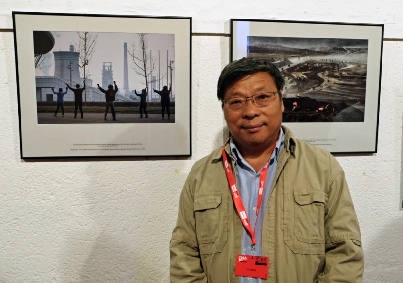 22 photographs of Chinese photographer Li Guang, who disappeared because of his beliefs