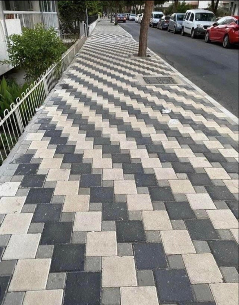 22 photos in which everything is so bad that it's even... good