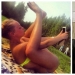 22 photos of people caught taking idiotic selfies 22 photos of people caught taking idiotic selfies