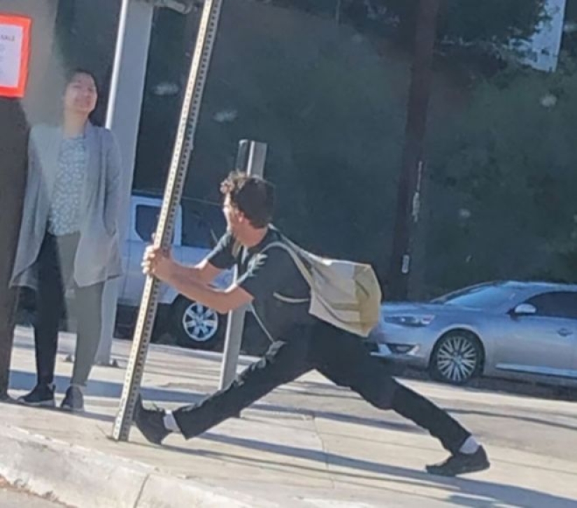 22 strange and ridiculous poses in which these people-yogis were caught