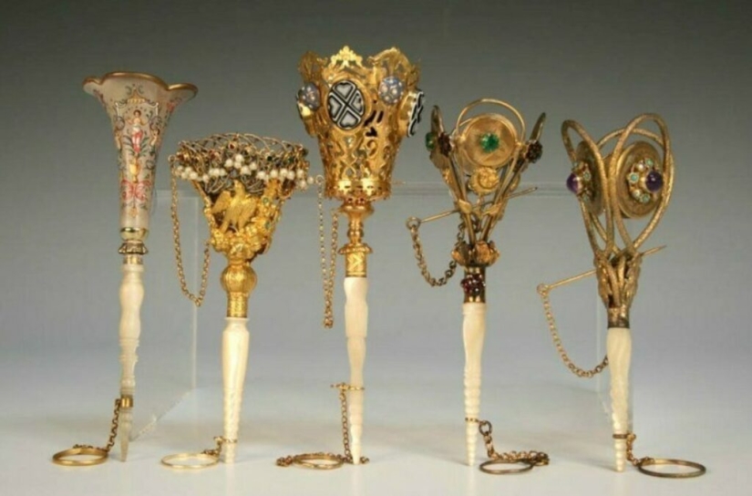 22 unique artifacts from the past that amaze and delight