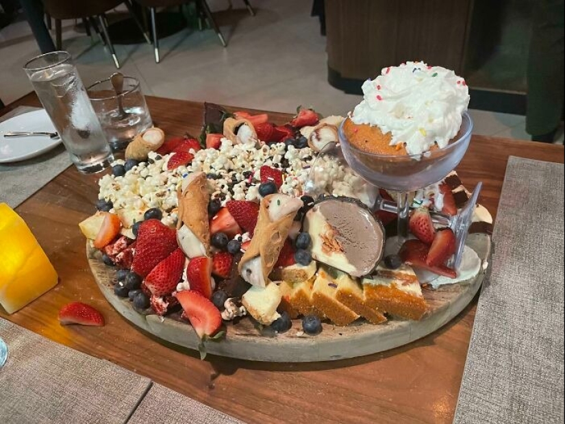 22 veces en que los restaurantes sirvieron sus comidas de una manera que cautivó a los clientes 22 veces en que los restaurantes sirvieron sus comidas de una manera que cautivó a los clientes