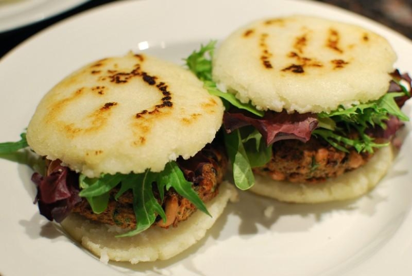 25 amazingly delicious national dishes that are a must-try