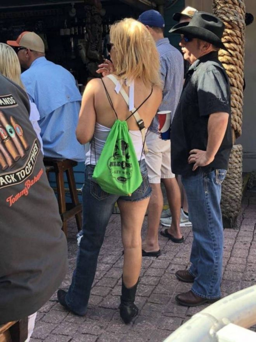 25 chicas que no han oído hablar de complejos y viven según sus propias reglas 25 chicas que no han oído hablar de complejos y viven según sus propias reglas