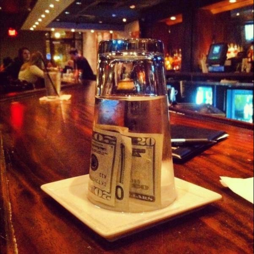 25 funny, strange and stupid actions of drunk people 25 funny, strange and stupid actions of drunk people