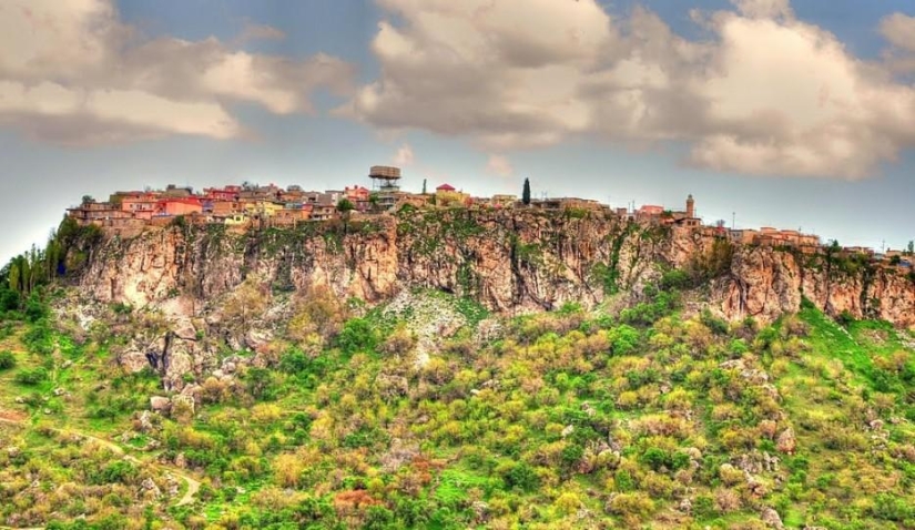 25 heavenly places for introverts