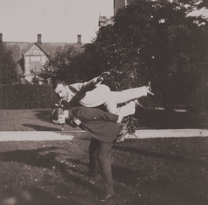 25 historical photos that captured the dramatic moments of the past 25 historical photos that captured the dramatic moments of the past