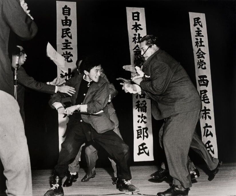 25 historical photos that captured the dramatic moments of the past 25 historical photos that captured the dramatic moments of the past