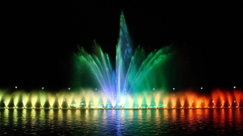 25 most amazing fountains from all over the world 25 most amazing fountains from all over the world