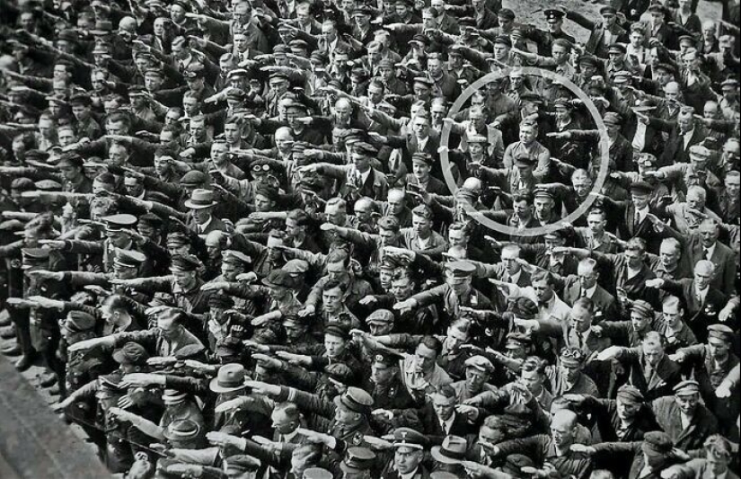 25 proofs that history is not made by politicians, but by ordinary people