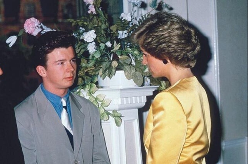 25 raras fotos de archivo con celebridades como no las hemos visto